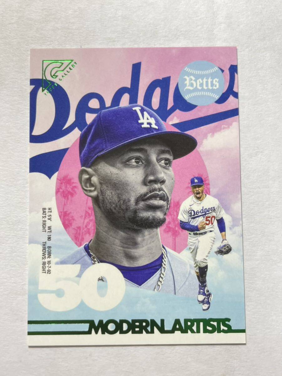 250枚限定 Mookie Betts 2022 Topps Gallery GREEN Modern Artist MLBカードの画像1