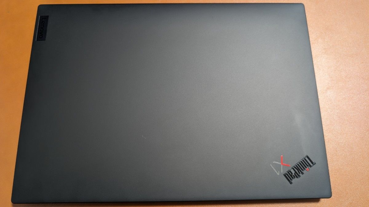 【超美品】ThinkPad X1 Carbon Gen 10 16GBメモリ 1TB SSD- マイクロソフトオフィス付き