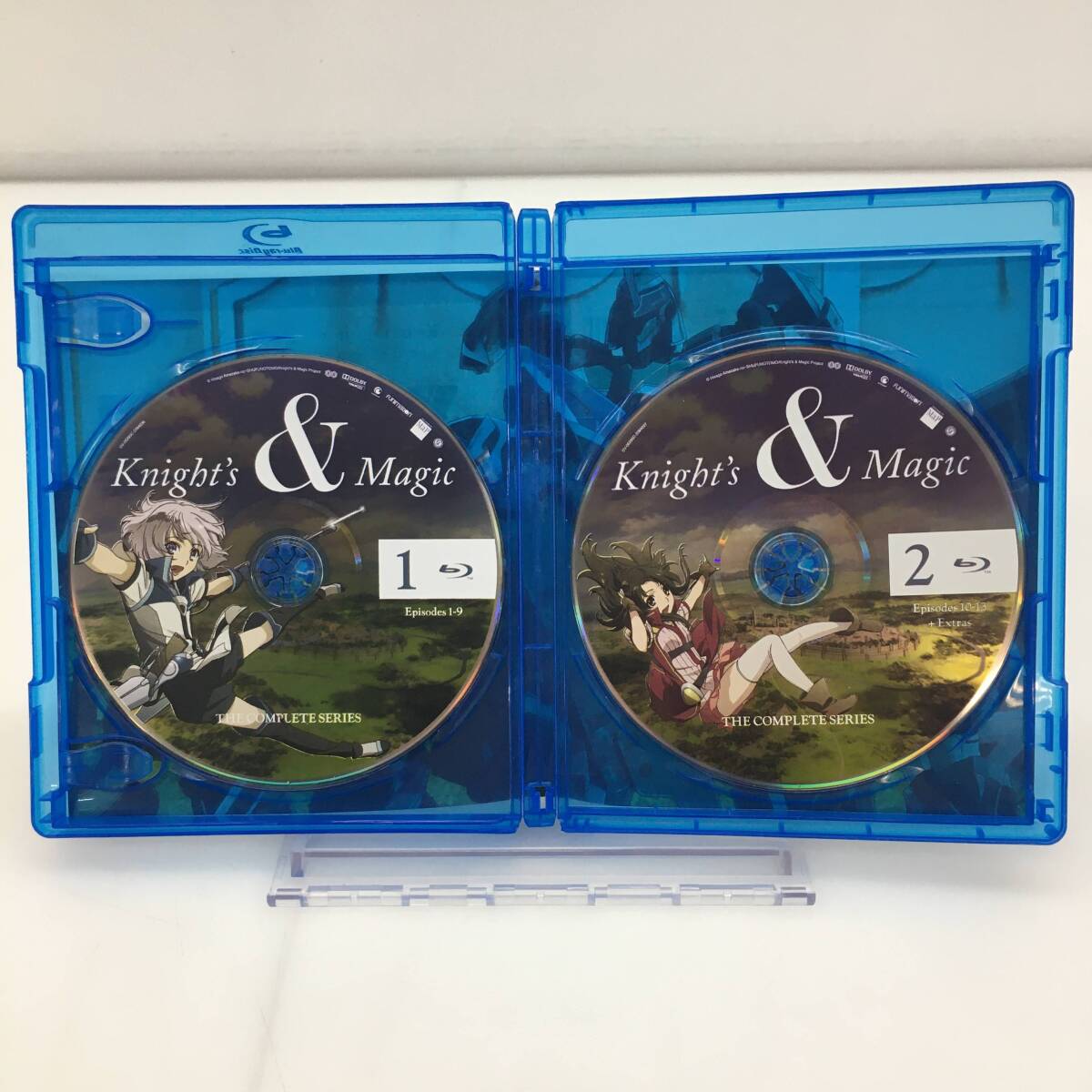 C5208 ★1円～【Blu-ray Disc】 Knight's ＆ Magic THE COMPLETE SERIES 中古品 ◎コンパクト発送◎の画像4