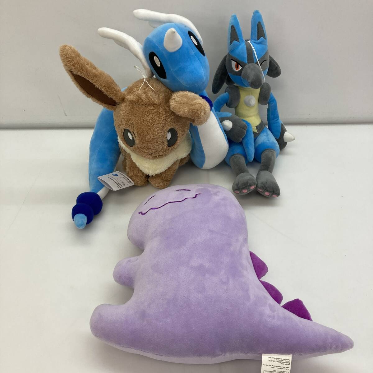 No.5241 ★1円～ 【ぬいぐるみセット】ポケモン ピカチュウ フシギダネ ルカリオ ナマコブシ イーブイ ヒトカゲ マナフィ ゴンベ 他 中古品の画像3