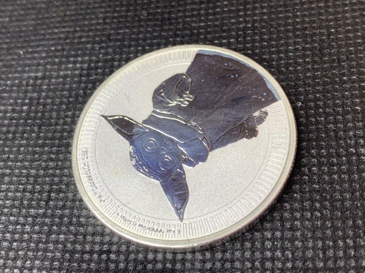 31.1グラム 2021年 (新品) ニウエ「スターウオーズ・ベイビーヨーダ」純銀 1オンス 銀貨の画像5