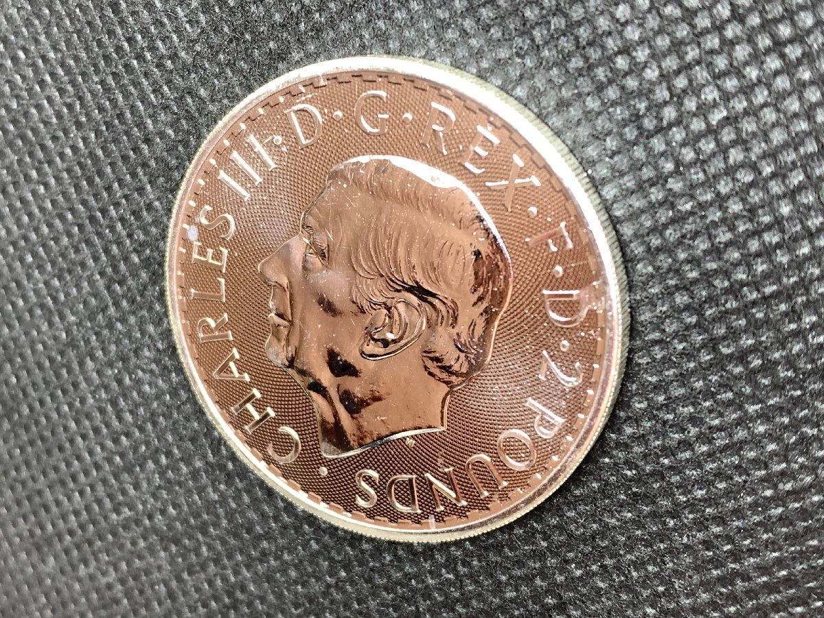 31.1グラム 2024年 (新品) イギリス「ブリタニア」純銀 1オンス 銀貨 (チャールズ3世)の画像4