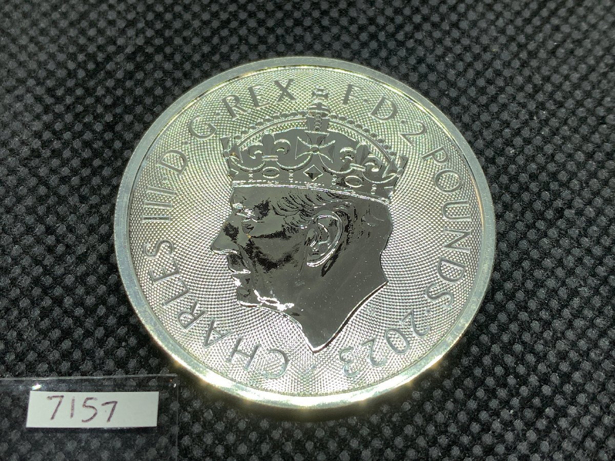 31.1グラム 2023年 (新品) イギリス「チャールズ3世戴冠式記念」純銀 1オンス 銀貨の画像2