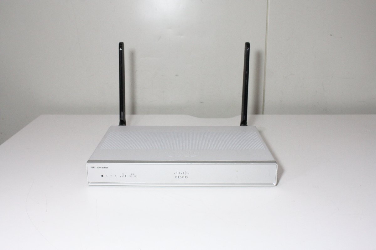 F5236 Cisco ISR1100 C1111-8PLTELAWQ V02 サービス統合型ルーター 初期化済 ACありの画像1