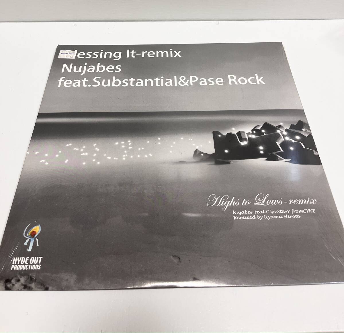 新品 シールド NUJABES feat.substantial & pase rock blessing it-remix 12インチ レコード hyde outの画像1