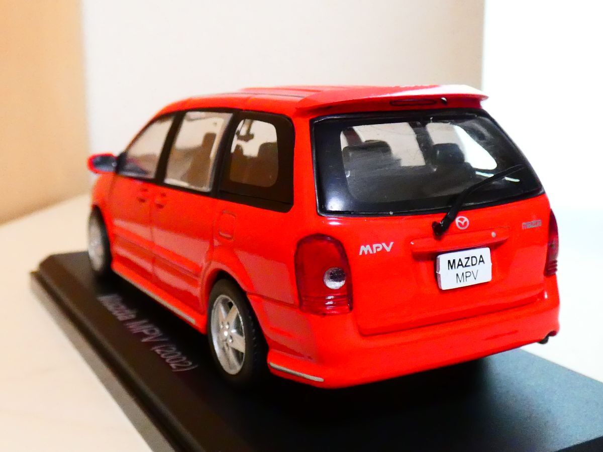 国産名車コレクション 1/43 マツダ MPV 2002 赤 アシェット 旧車 クラシックカー ミニカー ＴDの画像2