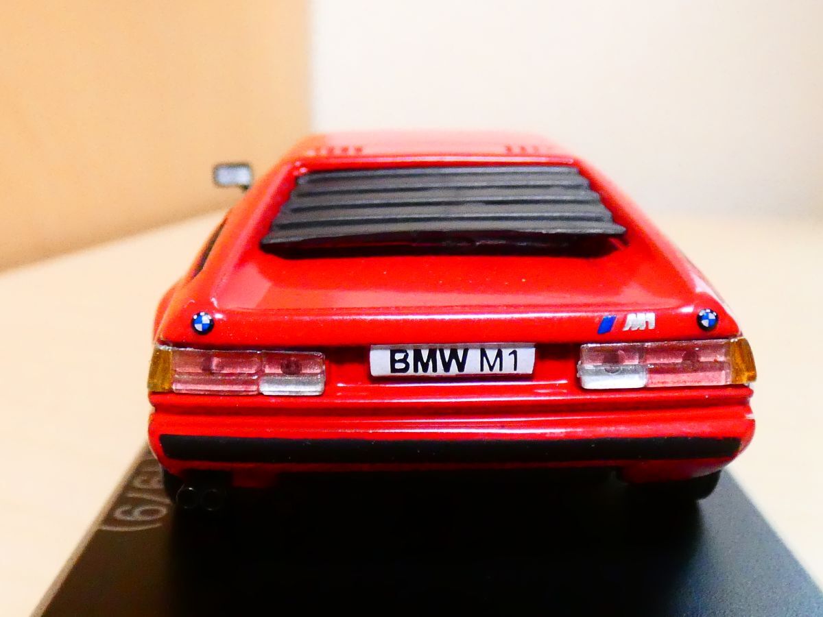 国産名車コレクション 1/43 BMW M1 ロードバージョン 1979 赤 ミラーなし アシェット 旧車 クラシックカー ミニカー ＴDの画像4