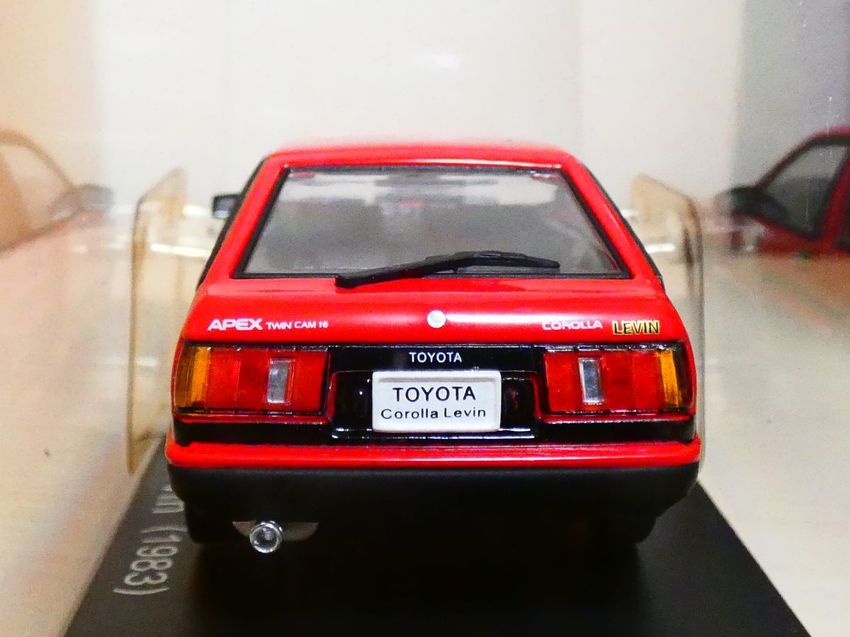 国産名車コレクション 1/43 トヨタ カローラ レビン 1983 赤 ケース固いです アシェット 旧車 クラシックカー ミニカー ＴDの画像5