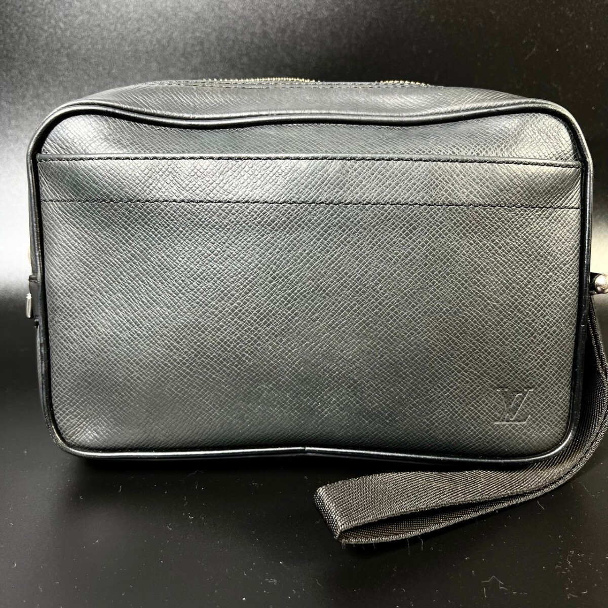 1円◆極美品◆ ルイヴィトン LOUIS VUITTON タイガ カルガ リストレット セカンドバッグ クラッチバッグ ビジネス メンズ レザー 本革 黒_画像2