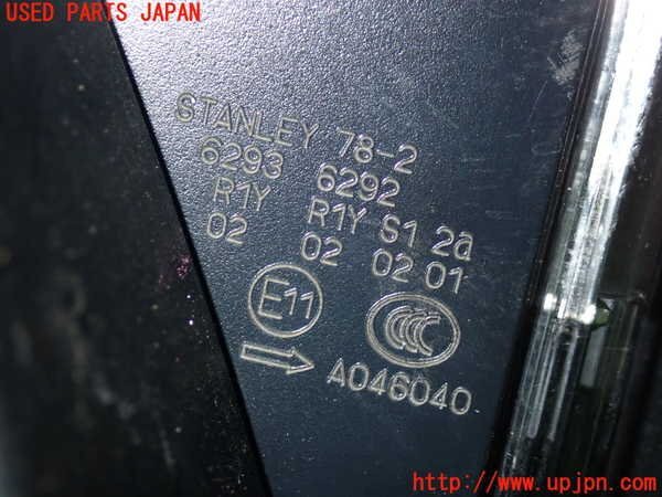 1UPJ-11921530]レクサス・NX300h(AYZ15)右テールランプ 中古の画像4