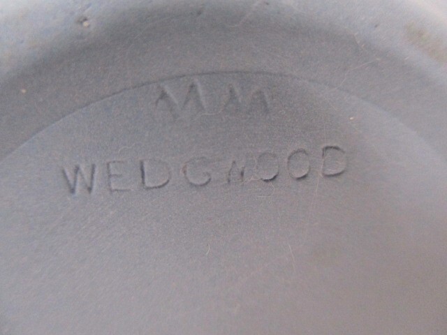 【4-188】WEDWOOD ウエッジウッド ジャスパー フラワーベース 一輪挿し 花器 小花瓶 高さ約12㎝の画像8
