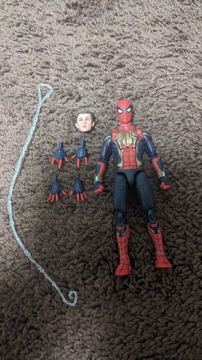 【最終値下げ】マーベルレジェンド　スパイダーマン　インテグレーテッドスーツ　スパイダーマンノーウェイホーム3パック　素顔付き