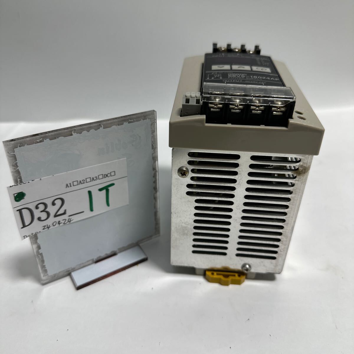 「D32_1T」中古OMRON オムロン スイッチング・パワーサプライ S8VS-18024AP 動作品(240424)_画像2