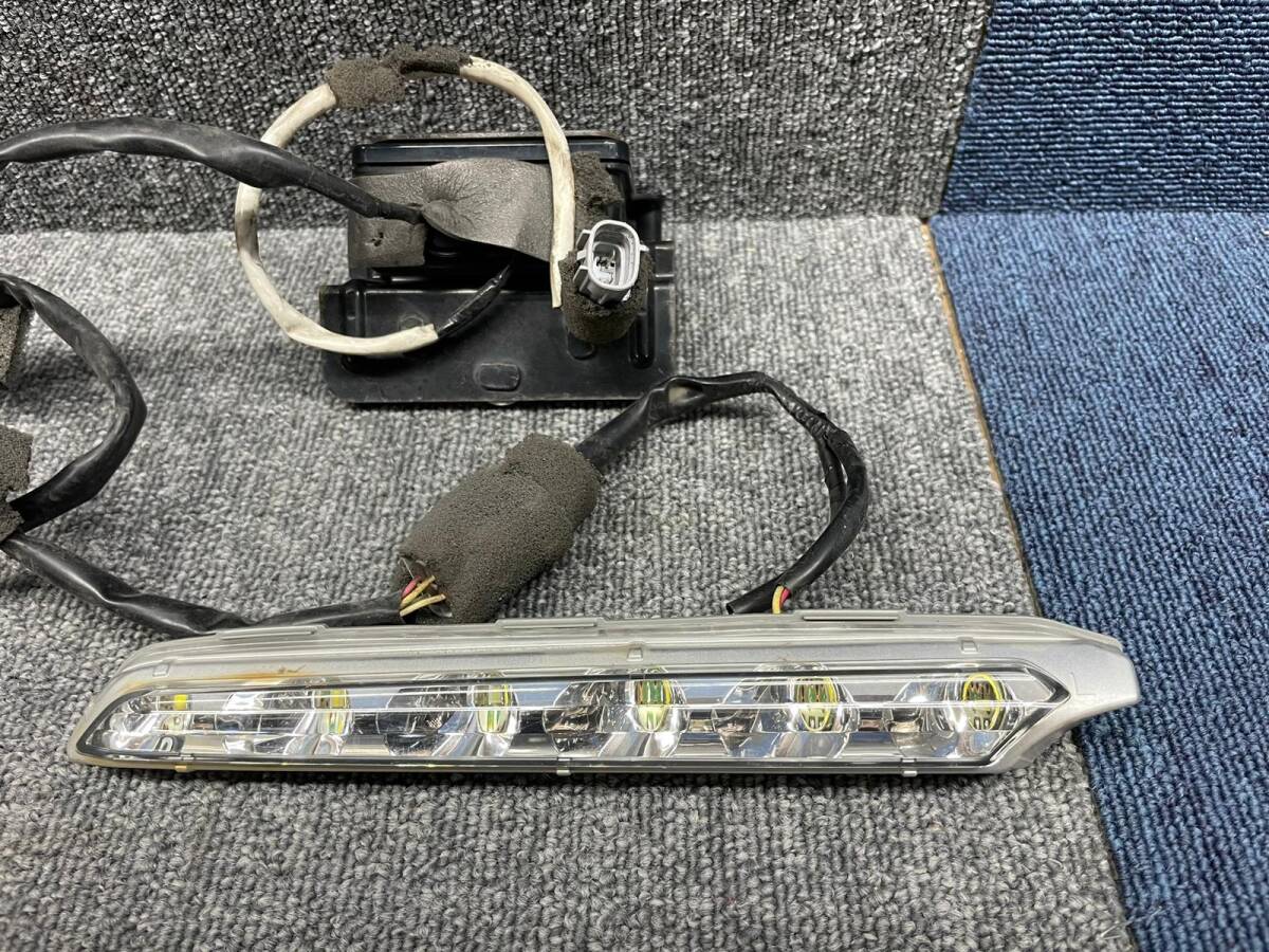 #2093-20 スバル 純正レヴォーグ VM4 VMG デイライト LED KOITO 278-60269 LED デイライト コントローラー ユニット KOITO 358-60269_画像5