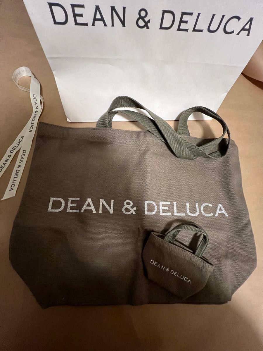 新品正規品 おまけミニトート付きDEAN&DELUCA チャリティートート オリーブ Lサイズ