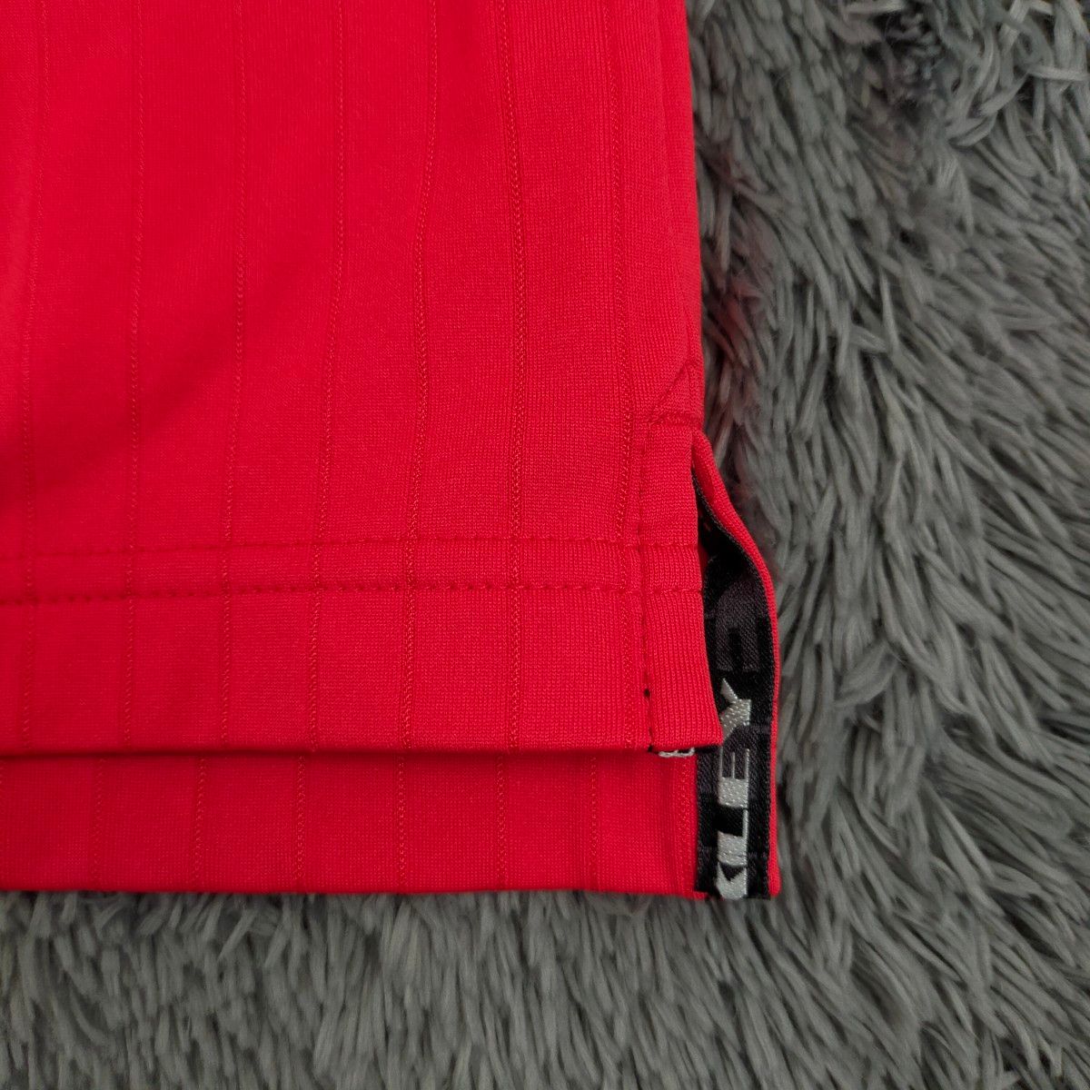 OAKLEY オークリー ゴルフウェア ゴルフシャツ ポロシャツ ボタンダウン 赤色 メンズ Mサイズ