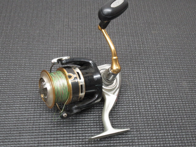 DAIWA スピニングリール ダイワ CREST 4000H 釣り用 アウトドア フィッシング 管理6R0409J-A2の画像1