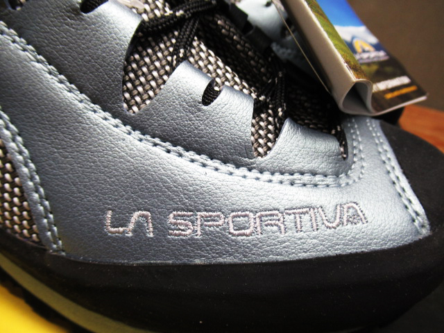 未使用 LA SPORTIVA スポルティバ 日本サイズ24.3cm トランゴ TRANGO S EVO WOMAN 登山靴 トレッキングシューズ EUR38 管理AS428D-I04_画像6