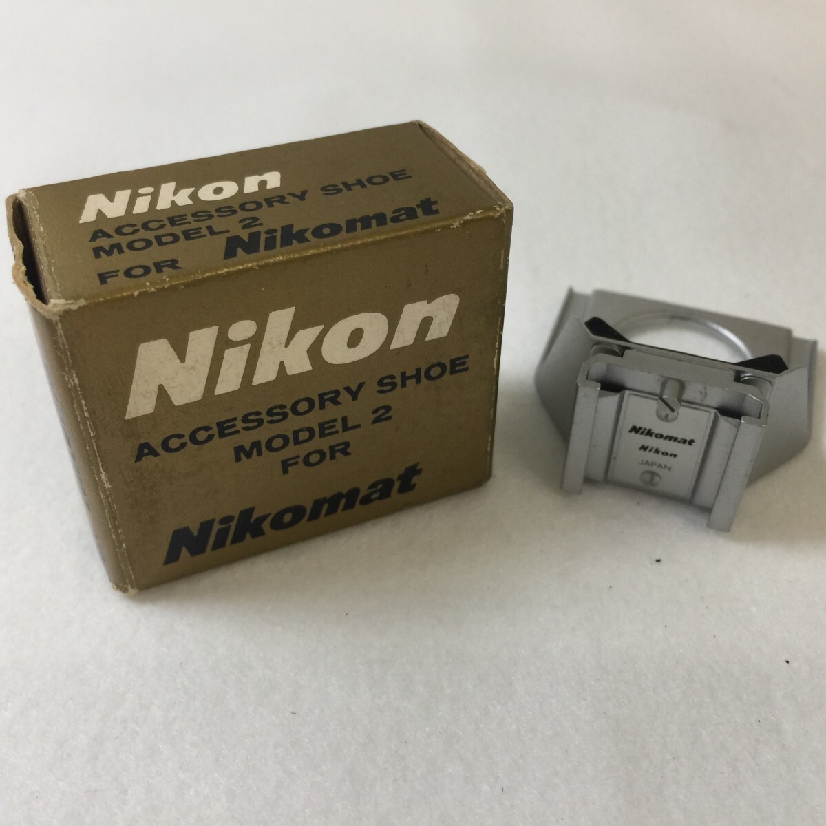 Nikon Accessory Shoe Model 2 for Nikomat ニコン アクセサリーシュー ニコマート用 シルバー 元箱付き 現状品 ／ 01-00016_画像1