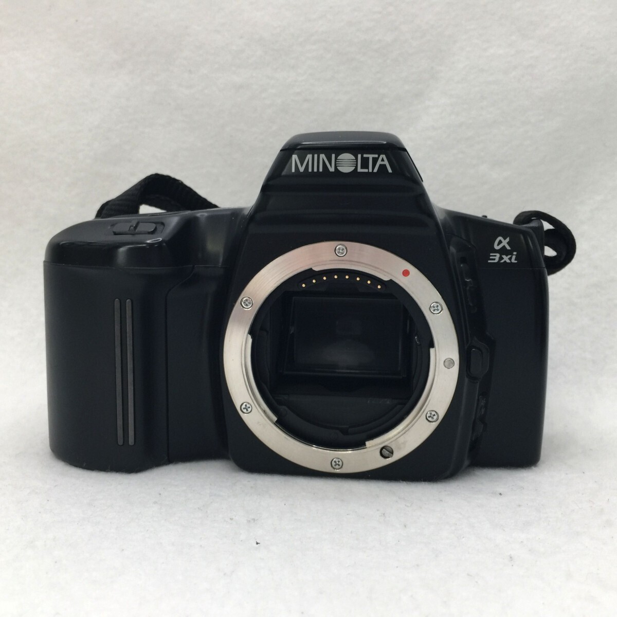 MINOLTA ミノルタ α-3xi 35mm一眼レフ フィルムカメラ αマウント ストロボ内蔵 レンズ・フード・ストラップ付 ジャンク品 ／ 05-00924_画像2