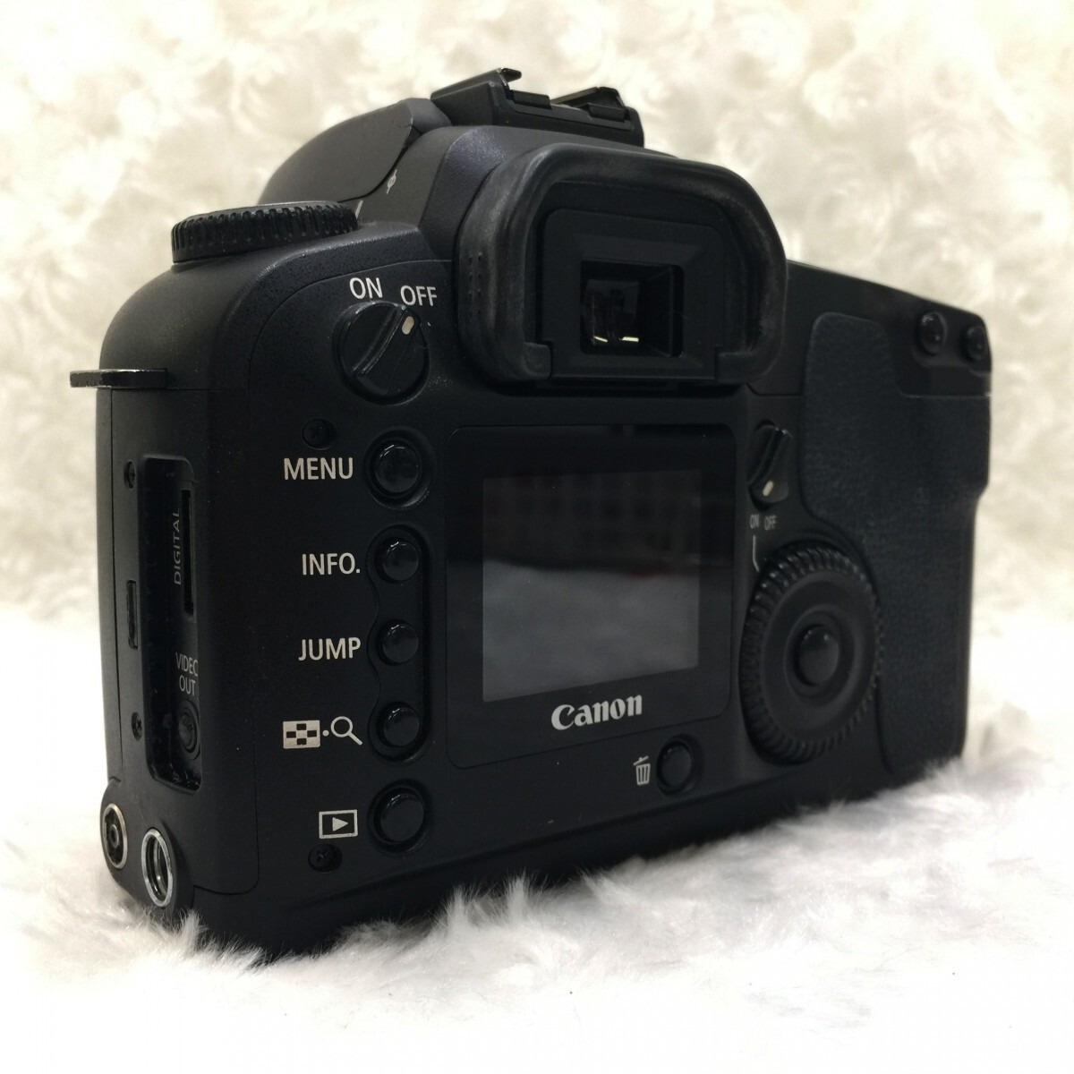 Canon EOS D60 キヤノン EFマウント AFデジタル一眼レフカメラ カスタム機能 オールドデジカメ ボディキャップ付 ジャンク品 ／ 05-01066の画像4