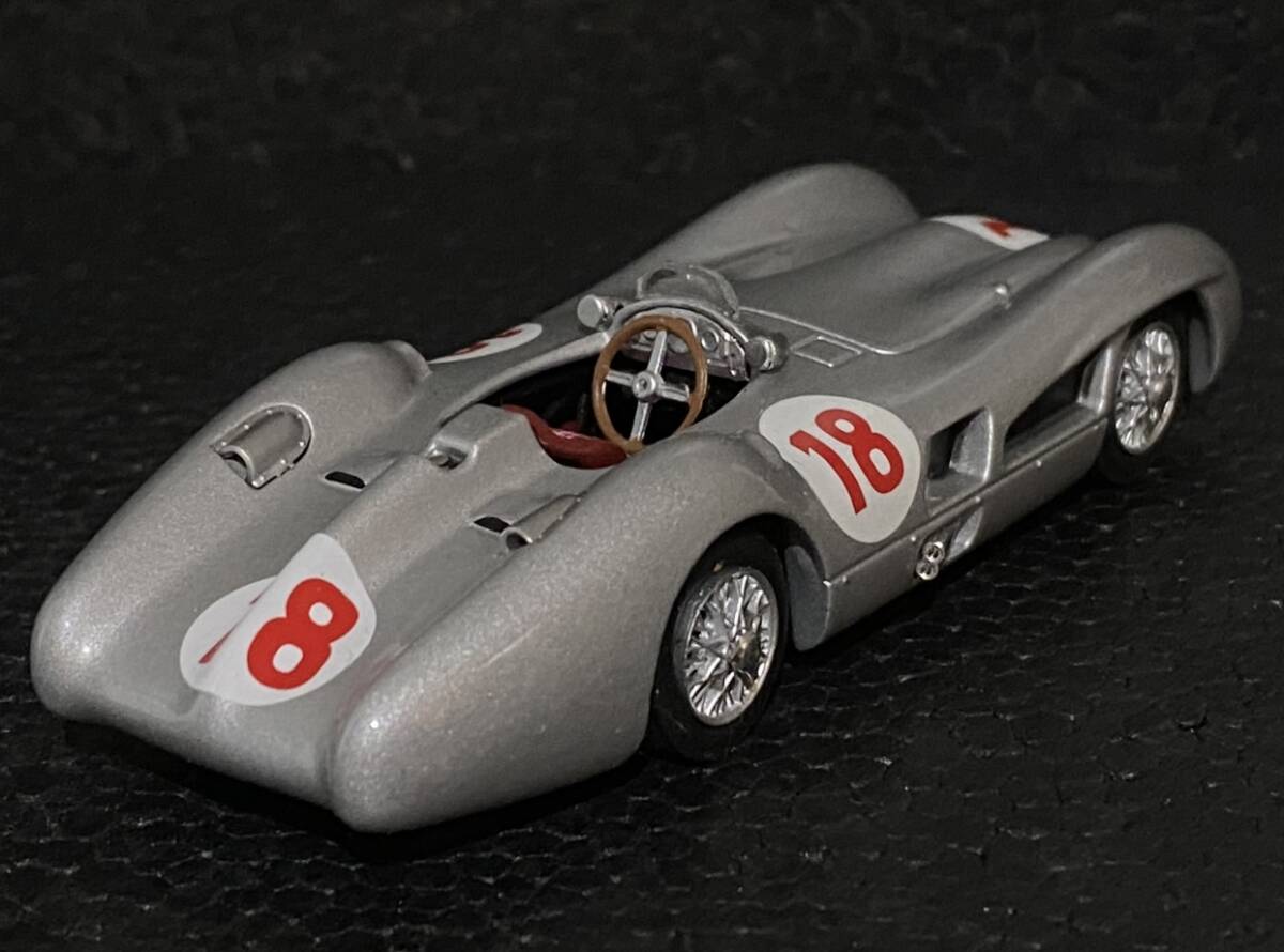 1/43 Mercedes W196 “Type Monza” Streamline Body Juan Manual Fangio #18 ◆ 1位 1955 FIA F1 World Championship ◆ メルセデス の画像4