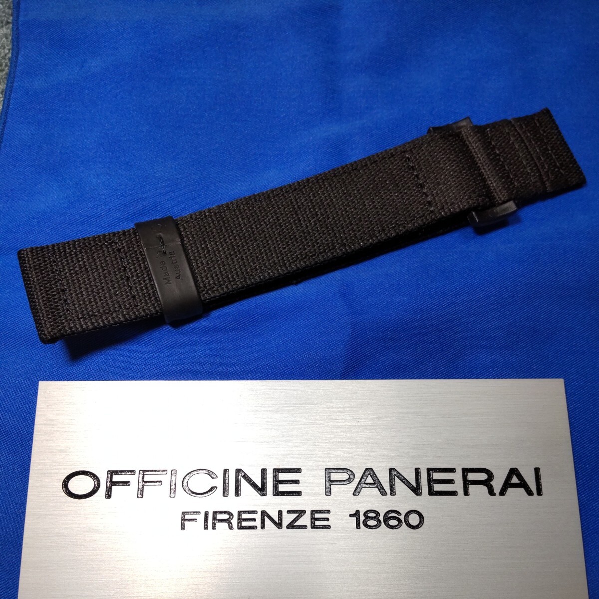 OFFICINE PANERAI 正規 パネライ 純正 ポリエステル ベルクロ ストラップ ベルト 黒 青 ナイロン MX00149T 未使用 ベルト留め 遊環 跡ありの画像2