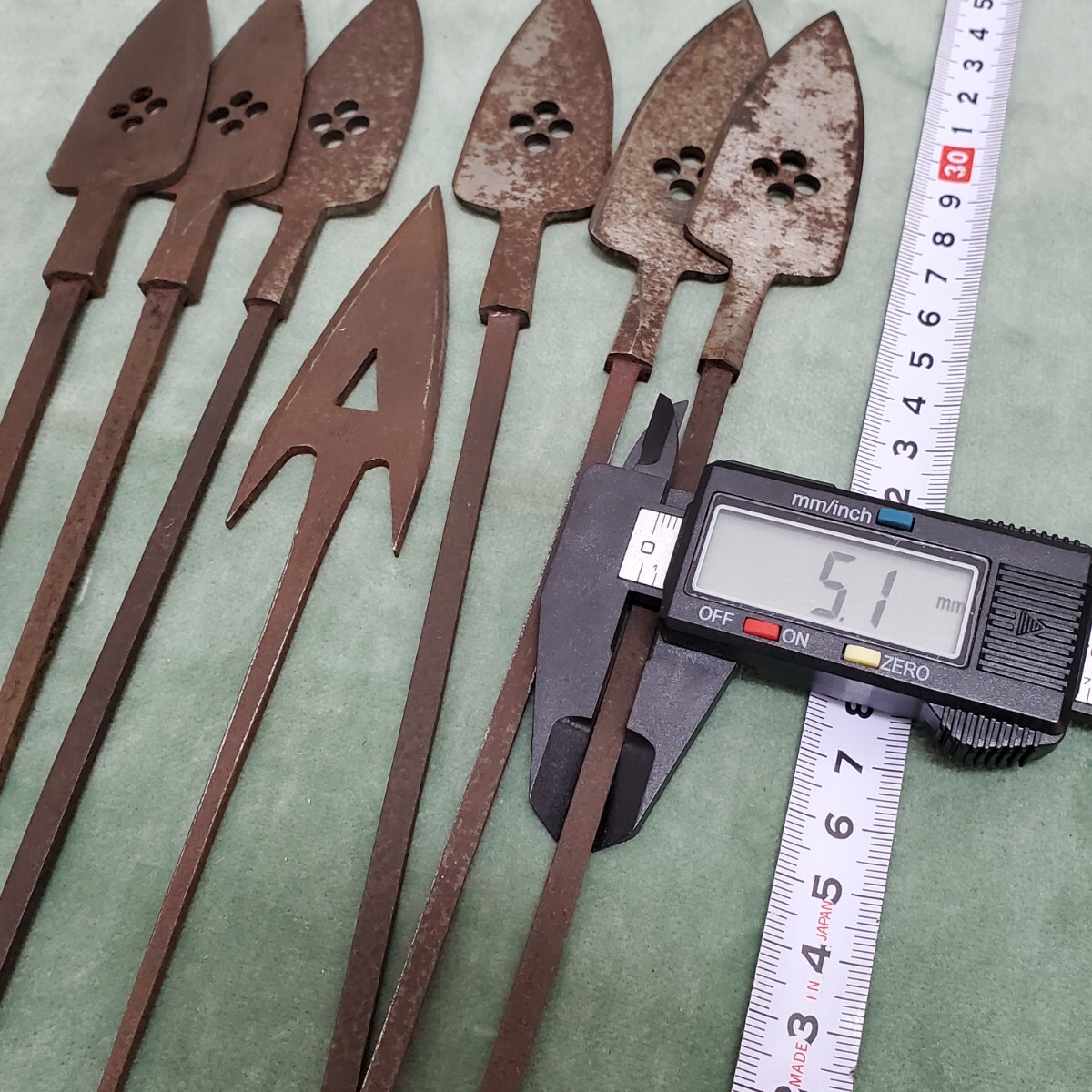  iron made .7ps.@ together ( search antique armor sword . bow arrow spear . person collector collection c1.3/1244