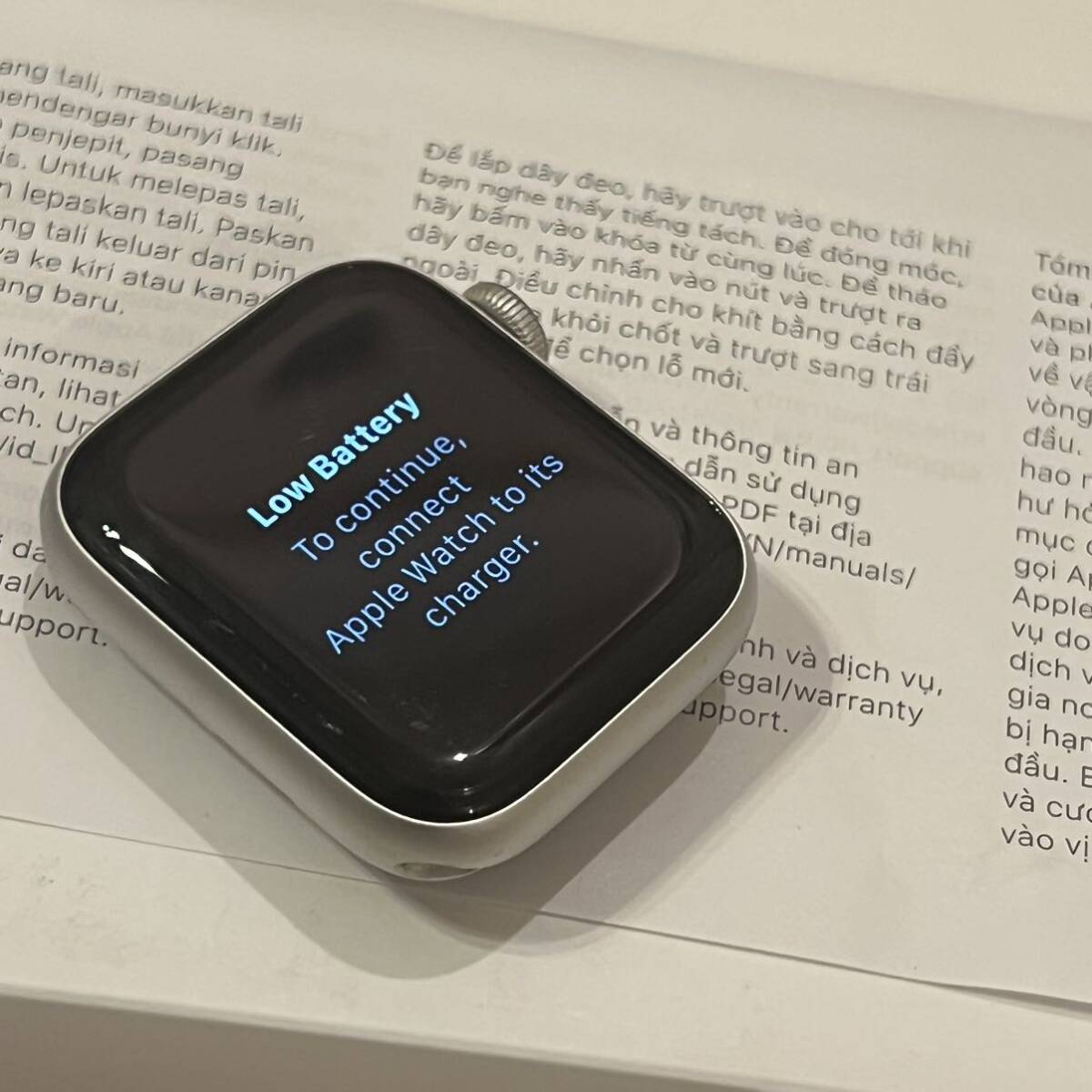 apple アップルウォッチ SERIES5 バンド付 40mm A2092 GPSモデル 初期化済 Apple Watch の画像4