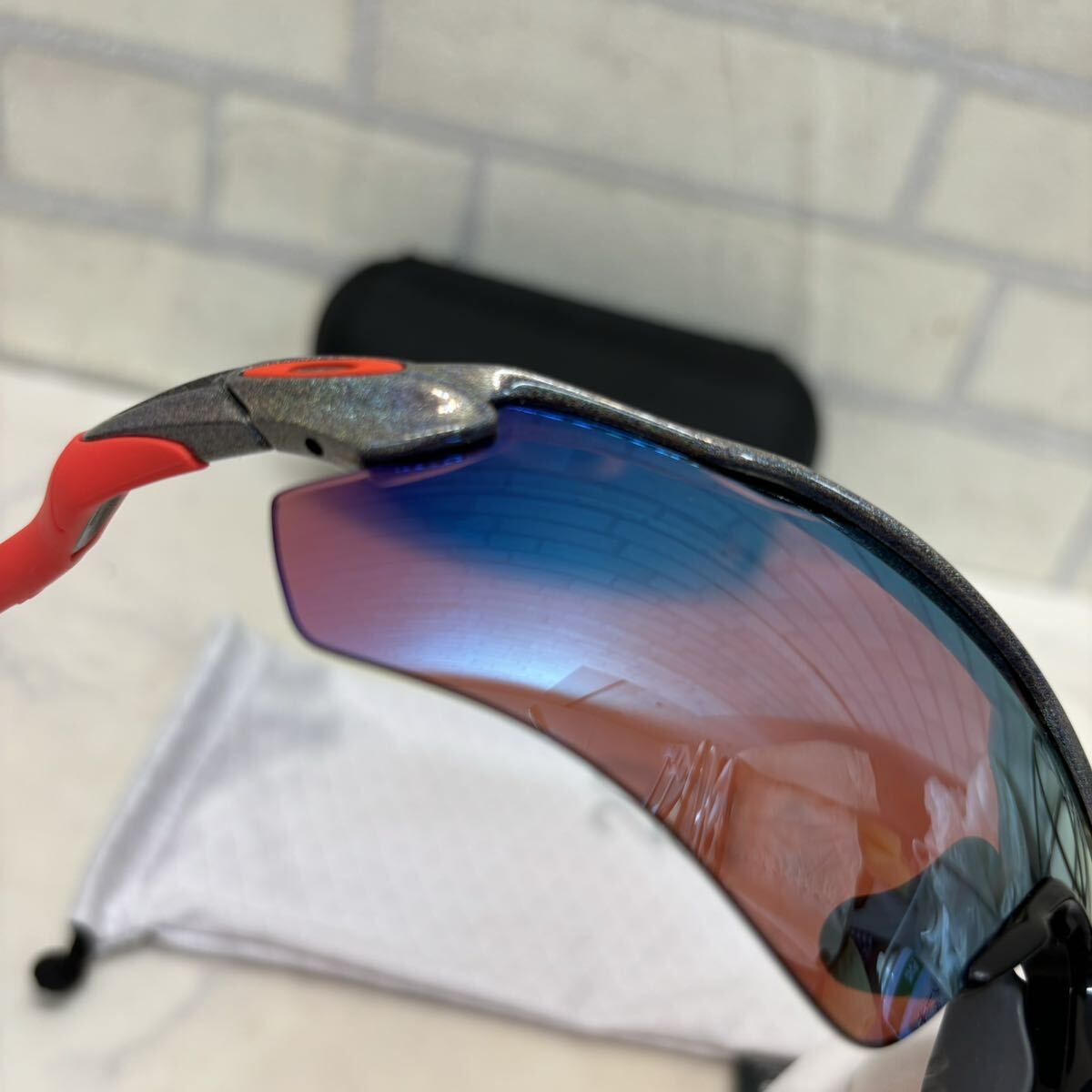 未使用 OAKLEY オークリー OO9208-D738 RADAR EV PATH レーダーEVパス 北京オリンピック限定モデル スペースダスト ケース付きの画像3