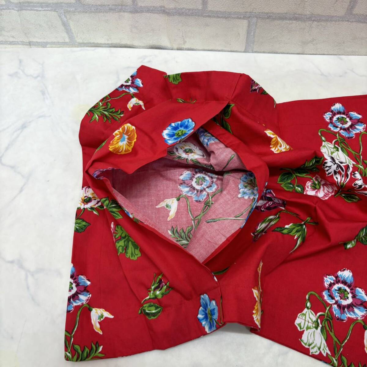 新品 未使用 日本製 ケンゾー ピローケース 枕カバー 赤 レッド 花柄 綿100% KENZO 西川産業の画像4