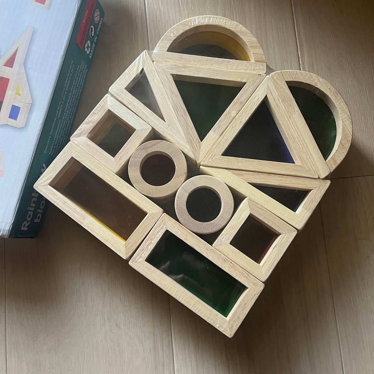 カラフル　木製　ビルディングブロック　モンテッソーリ　教育玩具　 知育　積み木  おもちゃ　レインボー