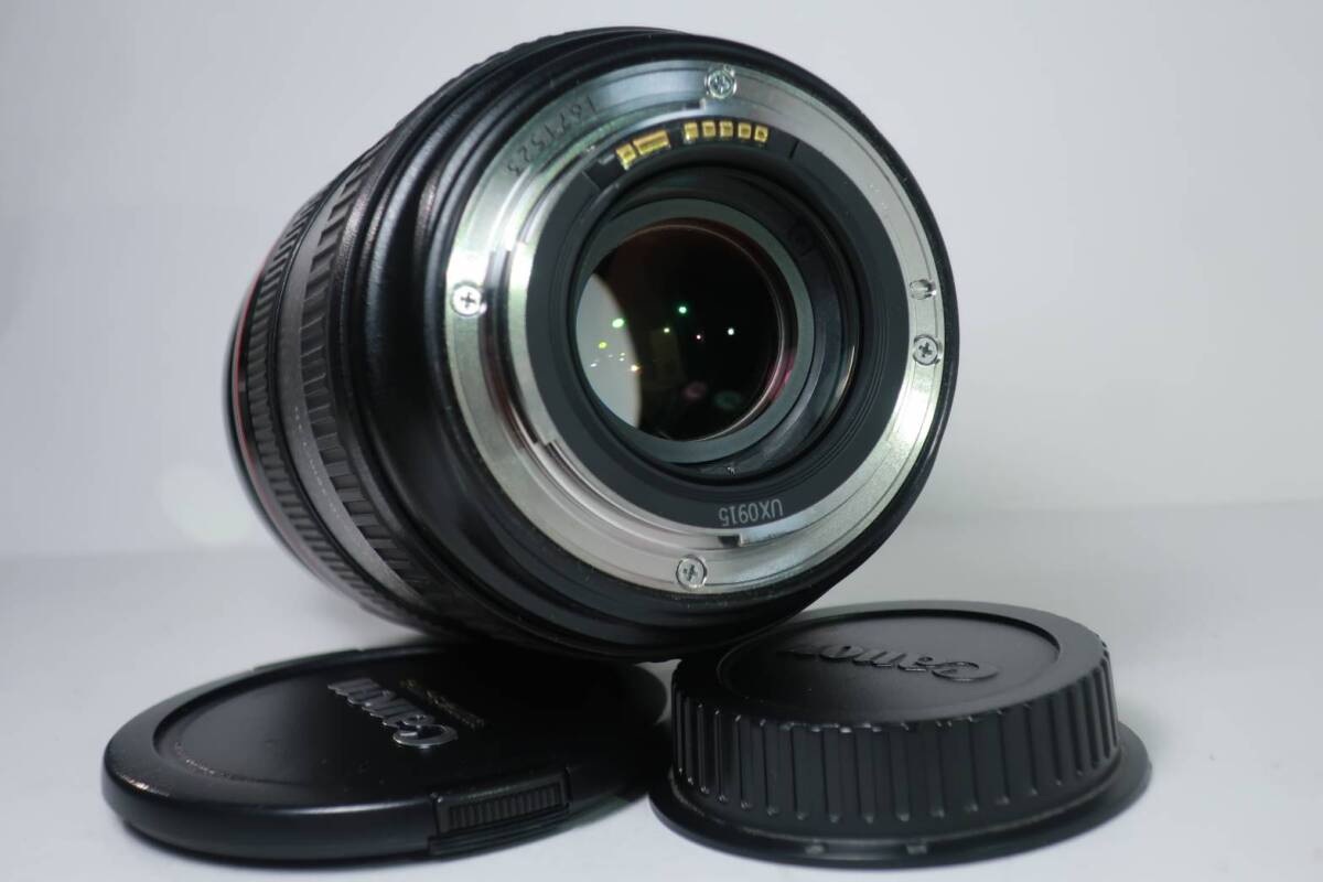 【美品】Canon EF24-70mm F2.8L USMの画像3