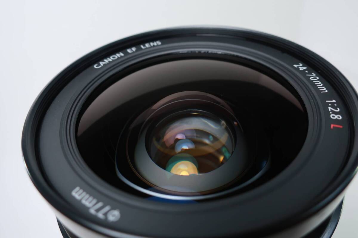 【美品】Canon　EF24-70mm F2.8L USM_画像6
