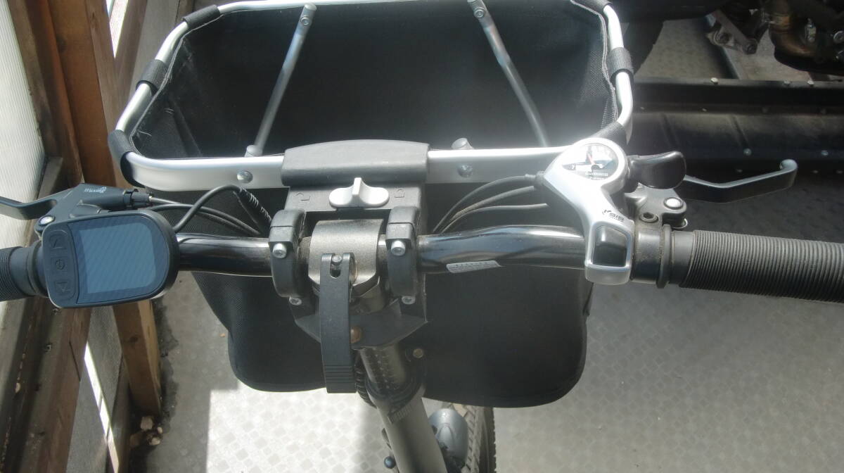 充電折り畳み自転車　ジャンク品　引き取り限定_画像5