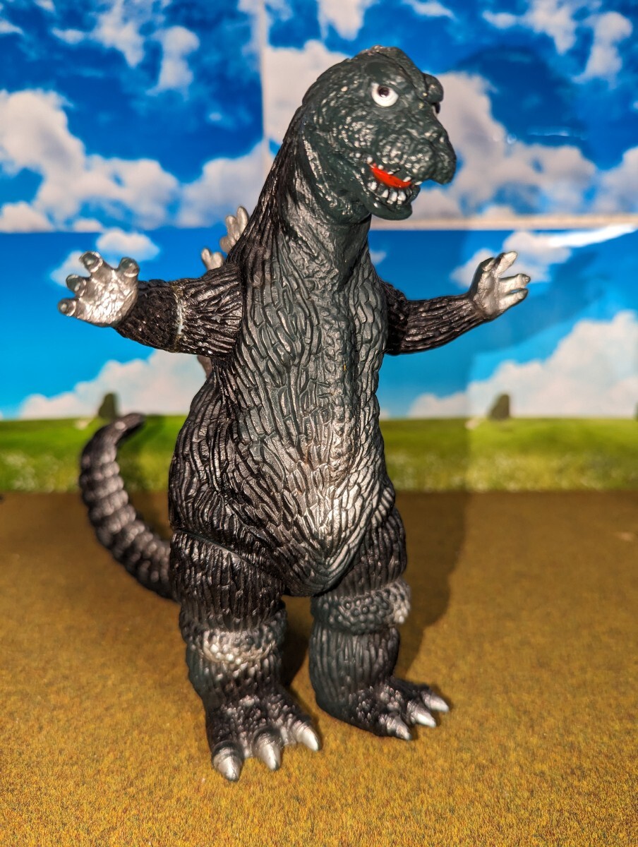  монстр Godzilla sofvi фигурка .tilanosaurus, Blond saurus, Godzilla. 3 body комплект..kojila. Bandai производства ., полная высота 22 см есть 