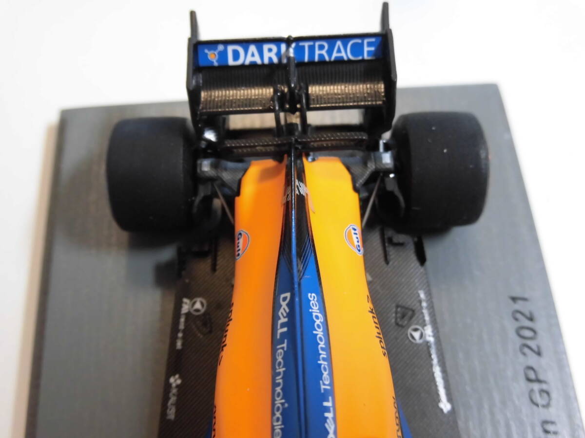 マクラーレンMCL35　バーレーンGP　2021　ダニエル・リカルド　【Spark　1/43　F1ミニカー】スパーク　タバコシール付属_画像5