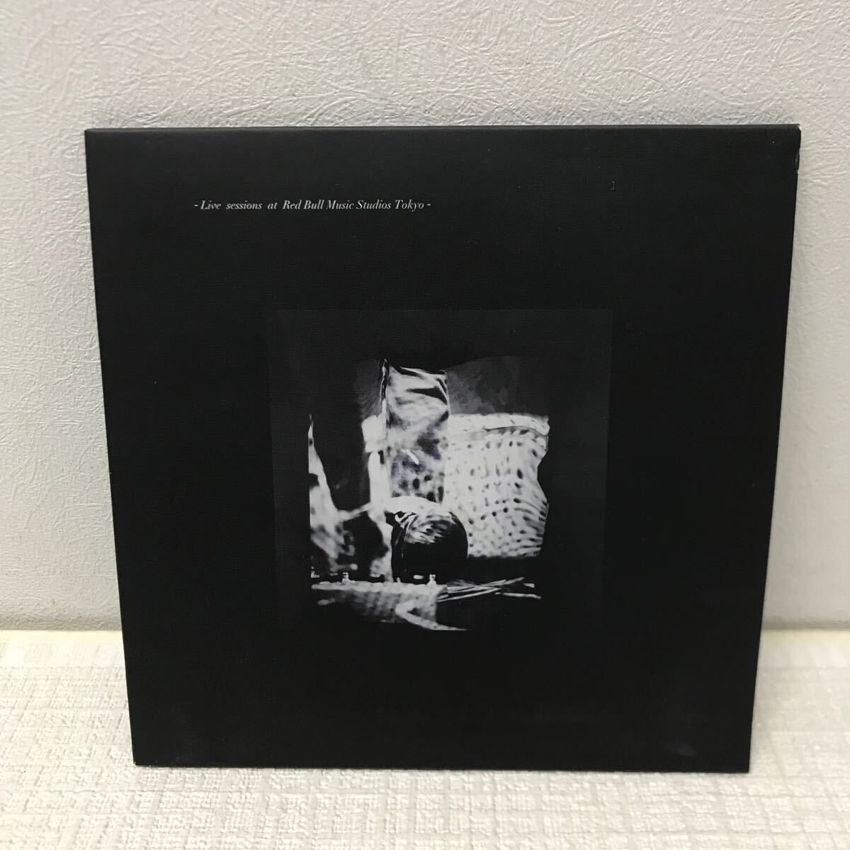 I0410E3 THE NOVEMBERS Live sessions at Red Bull Music Studios Tokyo CD 音楽 会場限定 紙ジャケット 紙ジャケ インディーズ_画像1