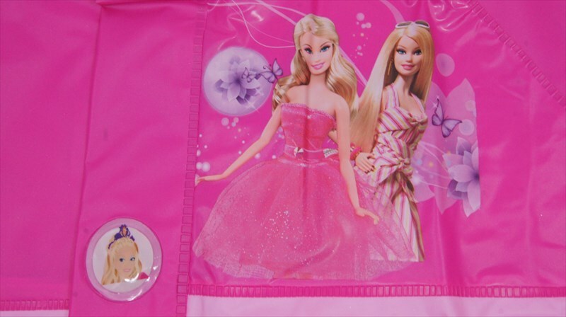 Barbie/バービー レインコート ジュニア XXLサイズ 着せ替え人形 バービー＆キャッスル キャラクター 雨合羽 海外輸入品 雑貨[未使用品]_画像3