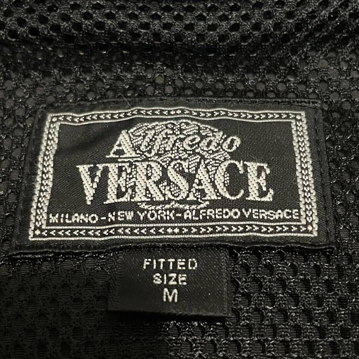 ヴェルサーチ【極美 至高の逸品】VERSACE マウンテンパーカー Lサイズ ナイロン フーディ ナイロンジャケット メデューサ 微光沢 ブラックの画像6