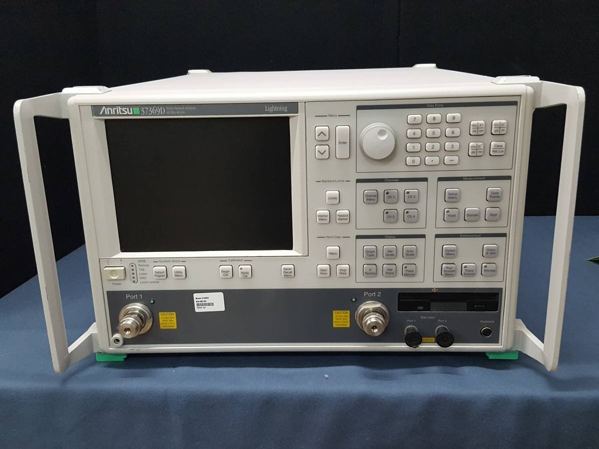 (NBC) 中古 アンリツ Anritsu 37369D ネットワークアナライザ 40MHz - 40GHz Vector Network Analyzer (0103) その他