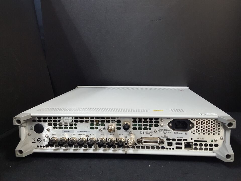 [NBC] Keysight N5173B マイクロ波アナログ信号発生器 (Opt. 1E1,520,U01) 9kHz～20GHz EXG Analog Signal Generator (中古 1255)_画像7