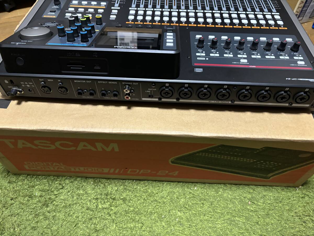 TASCAM DP-24 24 грузовик цифровой многоканальный магнитофон DIGITAL PORTASTUDIO