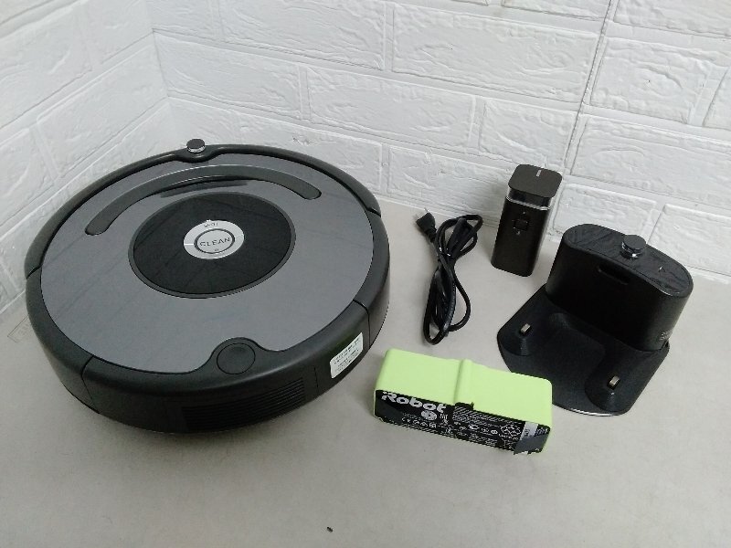 iRobot I robot Roomba roomba 643 robot vacuum cleaner cleaner automatic 