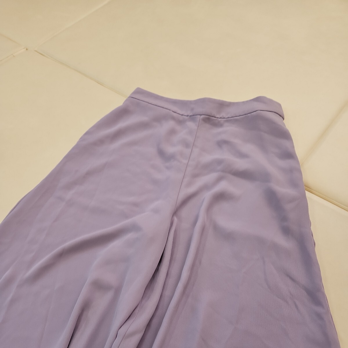 ユニクロ SからM ロングキュロットスカート ポケット２の画像2
