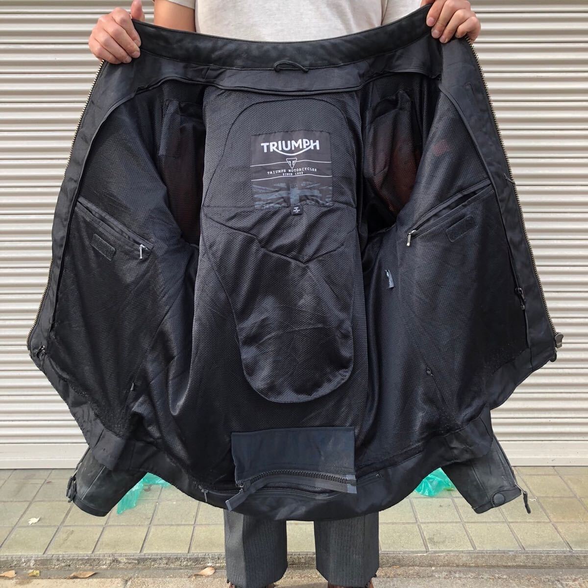 英国 TRIUMPH トライアンフ シングル ライダースジャケット 英国 TRIUMPH トライアンフ シングル ライダースジャケット