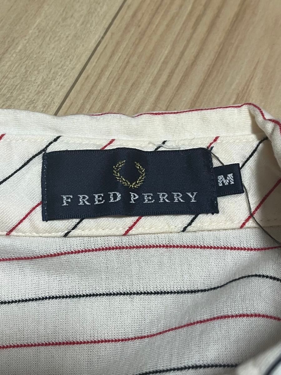 FRED PERRY フレッドペリー　半袖シャツ　Mサイズ