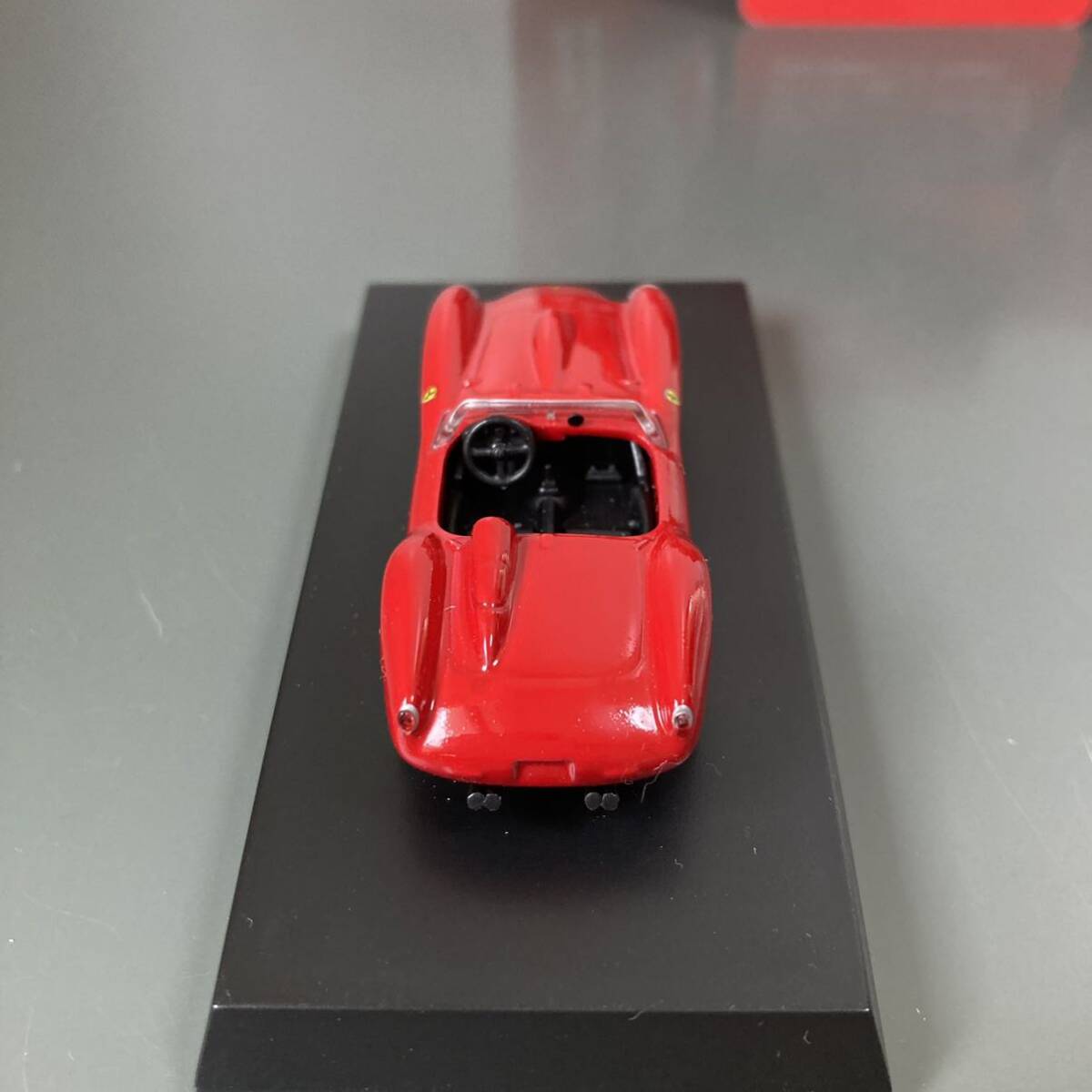 京商 1/64 Ferrari Ⅷ 250 Testa Rossa フェラーリ #8 テスタロッサ 赤 レッドの画像5