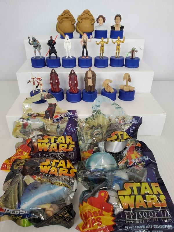 SE2908-0405-57 【中古】 PEPSI STAR WARS EPISODE III ペプシ スターウォーズ エピソードIII ボトルキャップ 他 フィギュア まとめセット_画像1