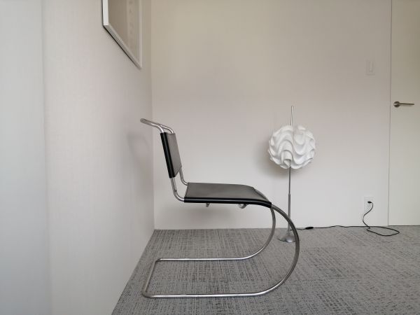 MR10 Sling Lounge Chair In Italia / Mies VanDerRohe #Knoll #Cassina #大塚家具 北欧 椅子 チェア マルトスタム ブロイヤー イタリアの画像4